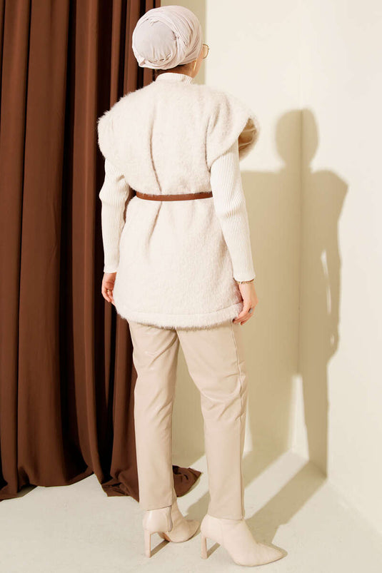 Gilet beige ceinturé à barbe