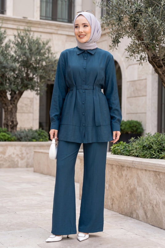 Ensemble tunique ceinturée et pantalon pétrole