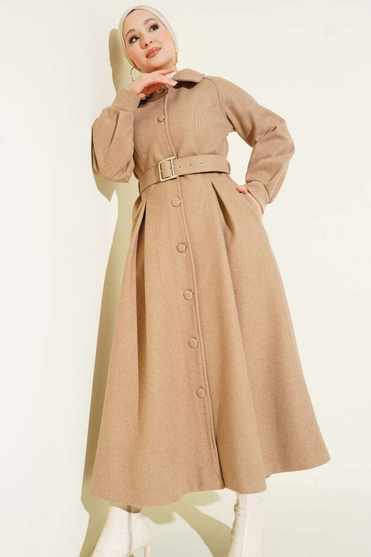 Manteau long en cachemire ceinturé couleur latte