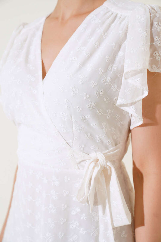 Robe écrue à motif floral ton sur ton