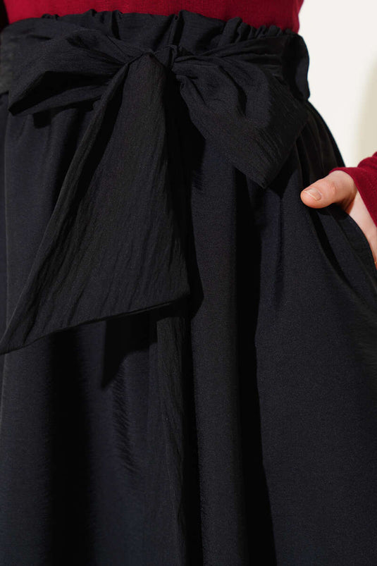 Jupe évasée avec ceinture intégrée noire