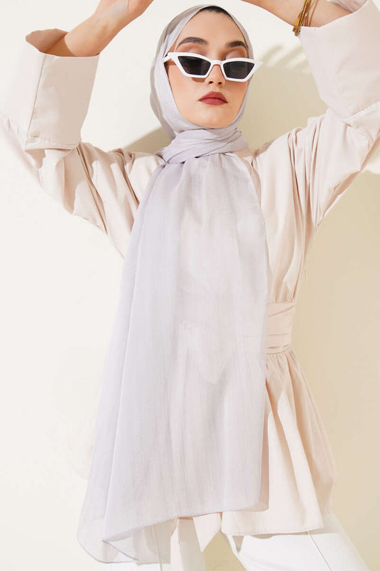 Grauer, selbstgestreifter Jacquard-Schal