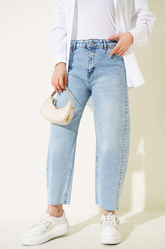 Kesik Paça Baggy Fit Kot Pantolon Açık Kar