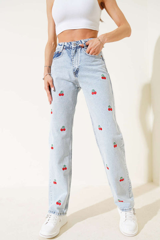 Kiraz Nakışlı Kot Pantolon Açık Kar