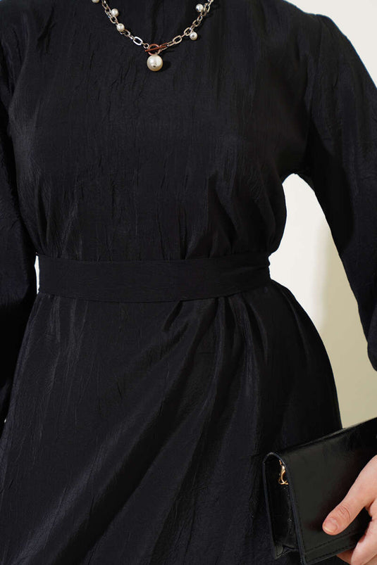 Robe à ceinture à texture froissée noire