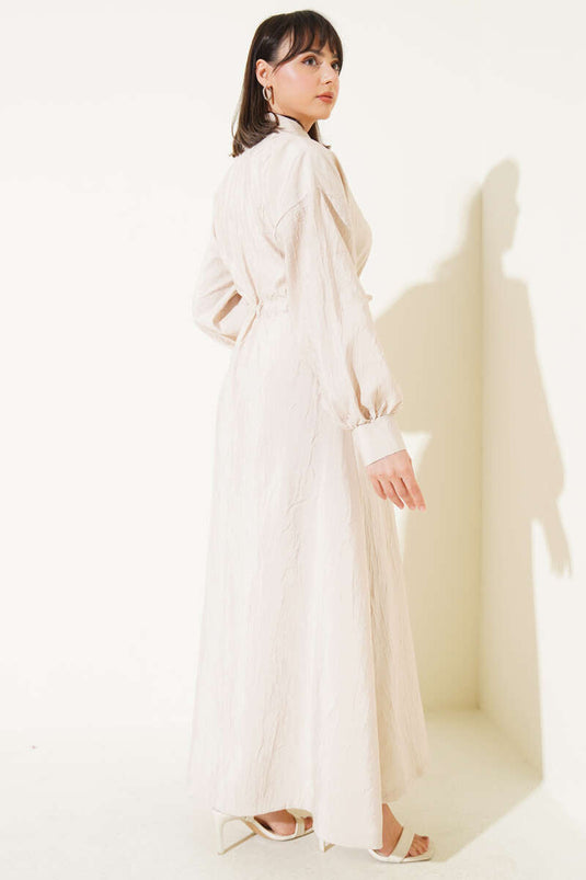 Robe à demi-boutons à texture froissée beige