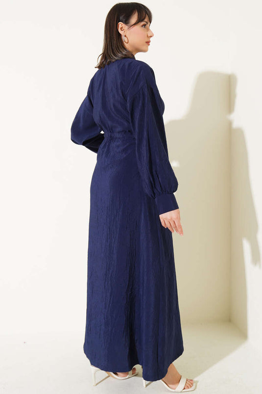 Robe à demi-boutons à texture froissée bleu marine