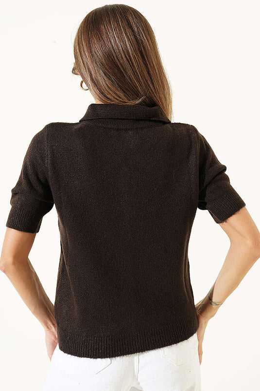 Gilet En Maille À Manches Courtes Et Boutons En Brun Épicé