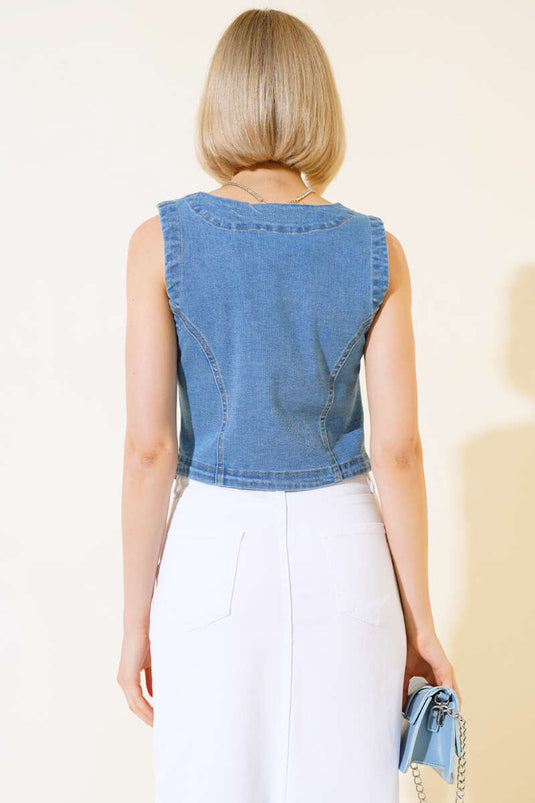 Gilet court en jean bleu moyen