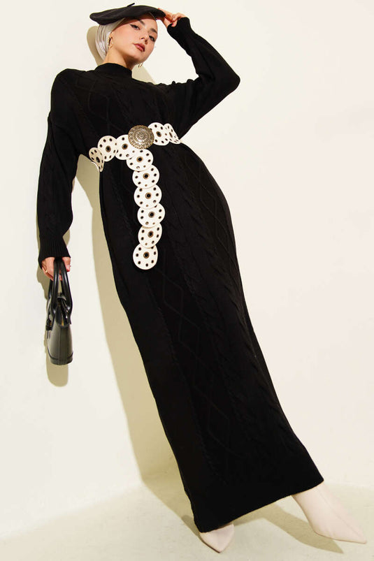 Robe pull en maille courbée noire