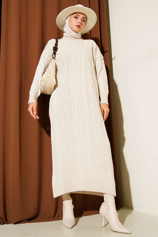 Robe pull en maille torsadée pierre