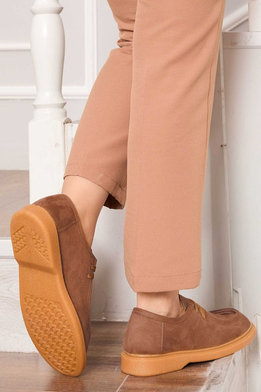 Mocassins classiques à lacets couleur fauve