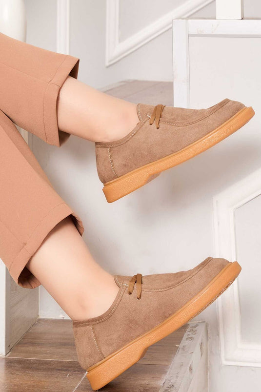 Chaussures à lacets style mocassins classiques en vison