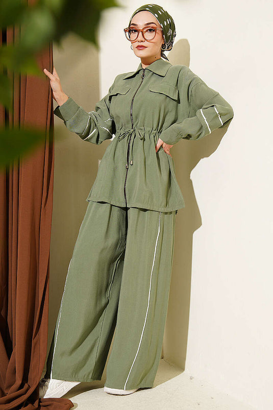 Ensemble deux pièces en tensel avec ceinture à nouer, couleur vert avocat