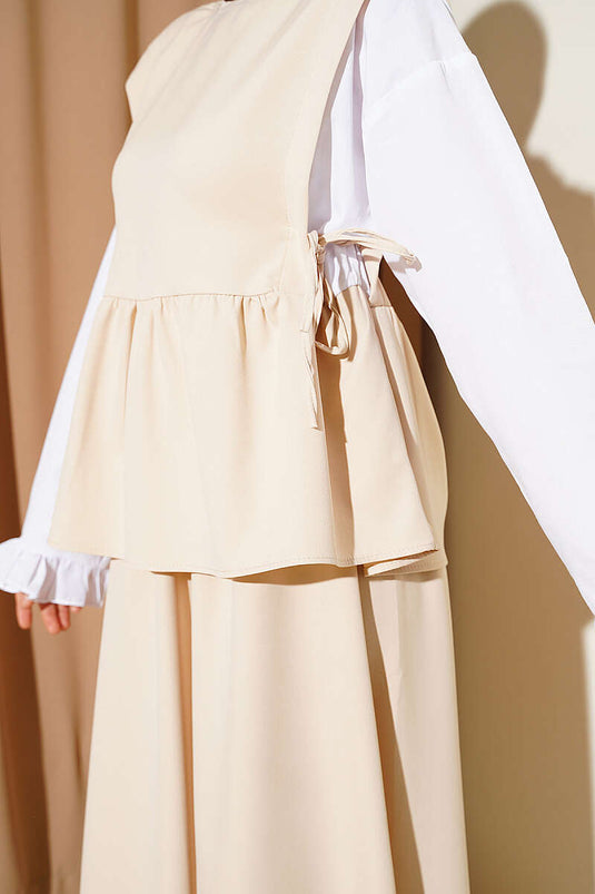 Ensemble jupe à lacets latéraux avec bordure en fil beige