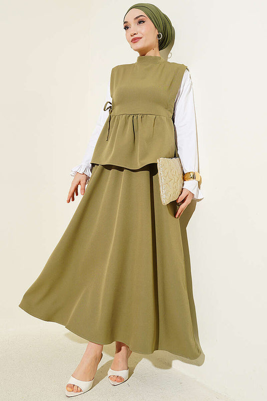 Set with Side Drawstring Skirt and Ribbed Details in Pistachio Green