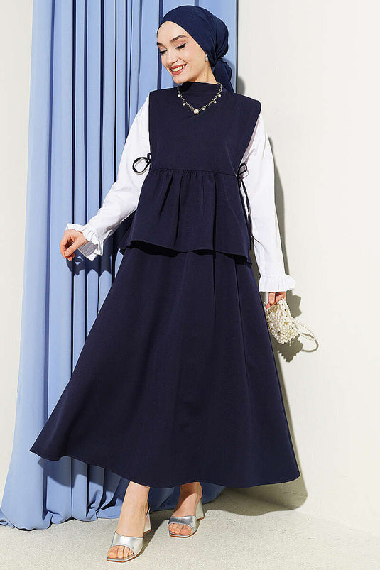 Ensemble jupe à lacets latéraux avec bordure en fil, bleu marine