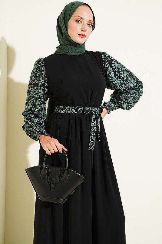 Robe Mint Brodée Avec Jupe Plissée