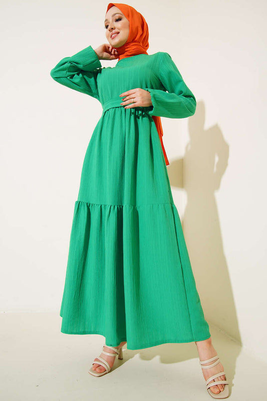 Robe ceinturée à manches élastiques et à la taille Benetton