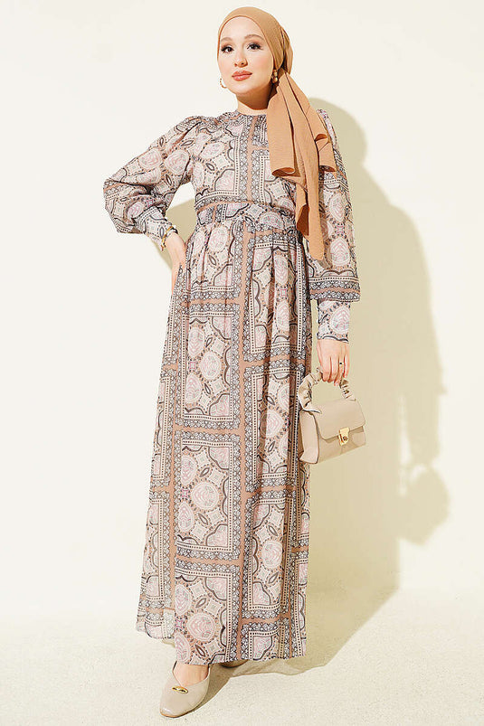 فستان Chiffon مزخرف بكم مع مانشيتات