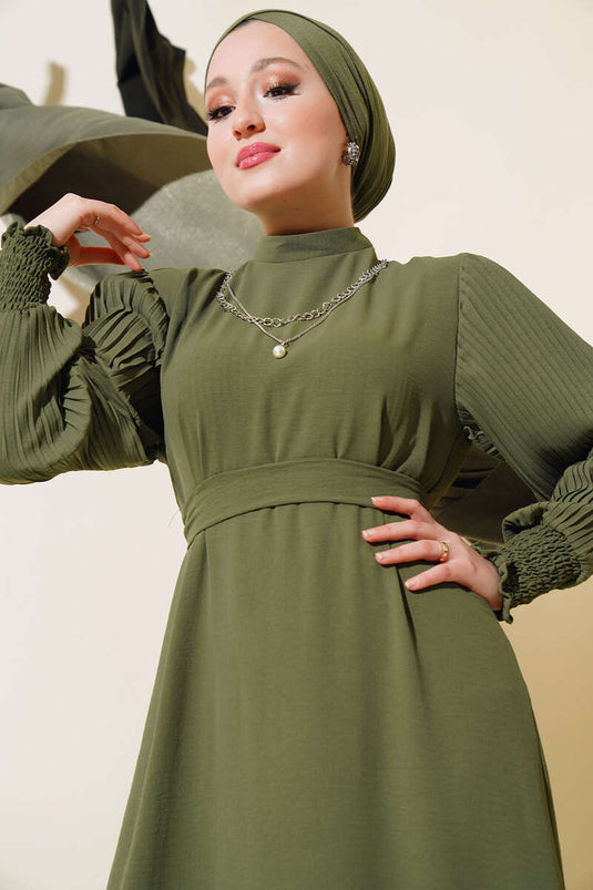 Haki Dress with Ruffled Pearl Necklace