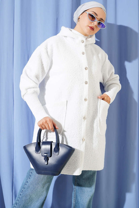 جاكيت بوكليه بأساور وغطاء رأس مضلعين، لون بيج فاتح