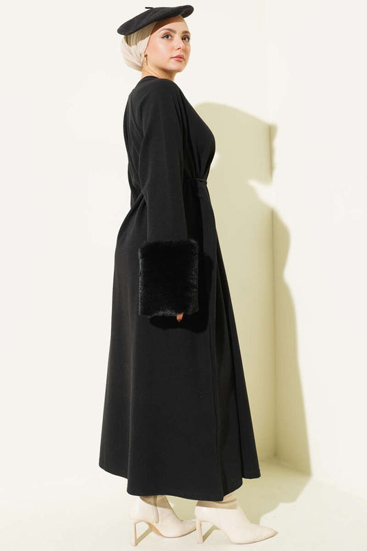Kol Ucu Kürklü Fitilli Kaşe Elbise Siyah
