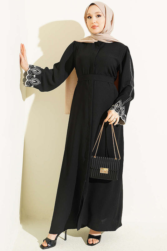 Kol Ucu Nakışlı Kuşaklı Abaya Siyah