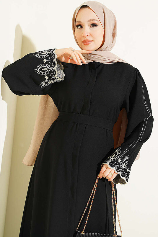 Kol Ucu Nakışlı Kuşaklı Abaya Siyah