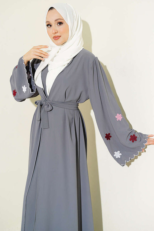 Kolları Çiçek Nakışlı Abaya Gri