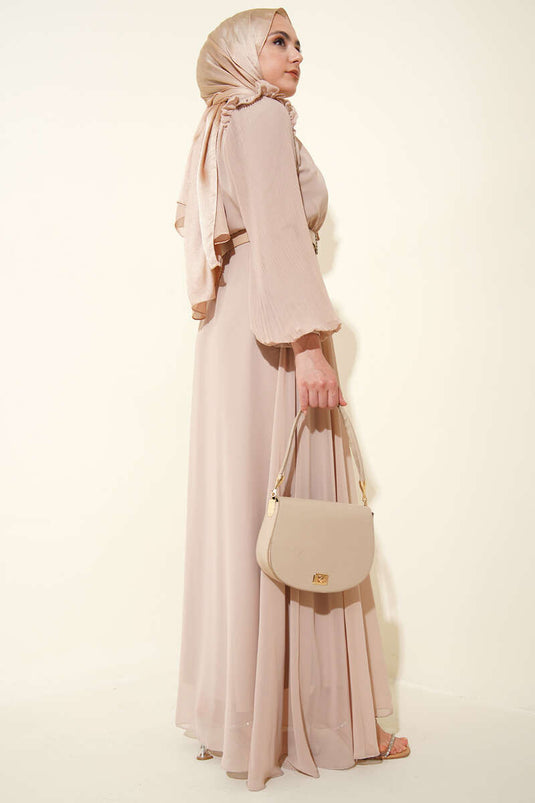 Kleid mit Faltenärmeln Beige