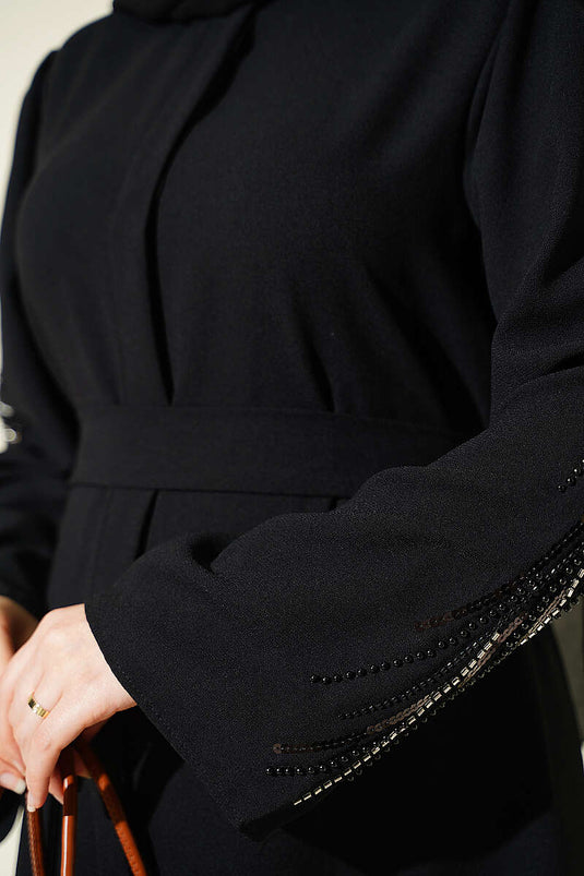 Kolları Pul Nakışlı Krep Abaya Siyah