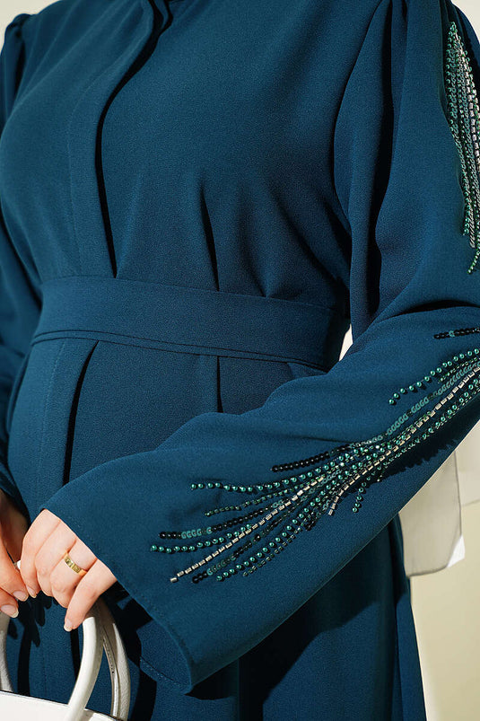 Kolları Pul Nakışlı Krep Abaya Zümrüt
