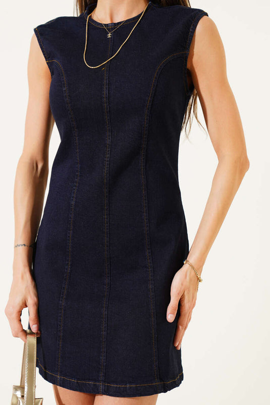 فستان جينز قصير بدون أكمام أزرق داكن