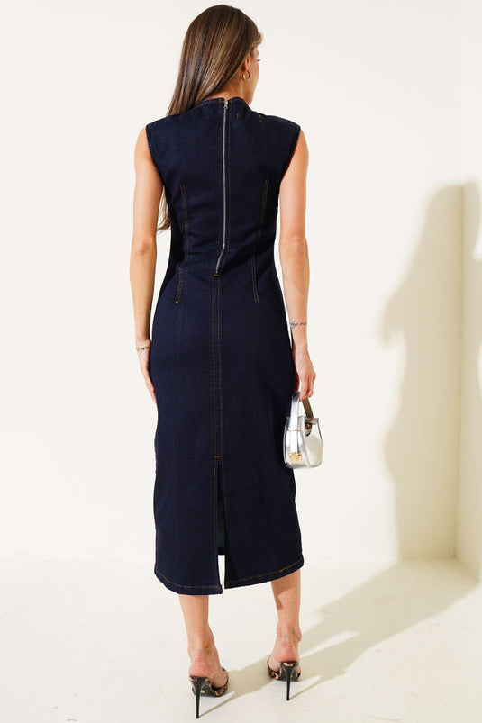 فستان جينز طويل بدون أكمام أزرق داكن