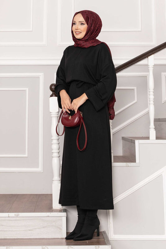 Oysho Kleid mit gefalteten Ärmeldetails und abnehmbarem Gürtel, Schwarz