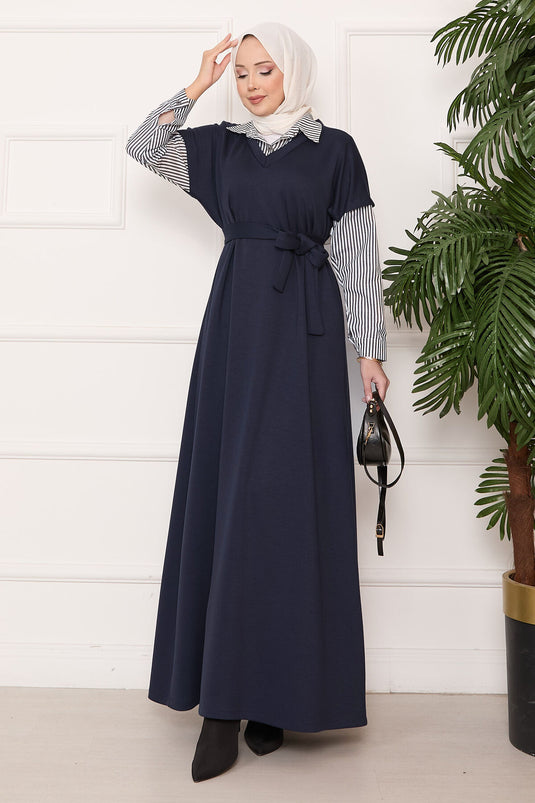 فستان أنثراسيت من أويشو ذو الأكمام وياقة مزينة بخطوط