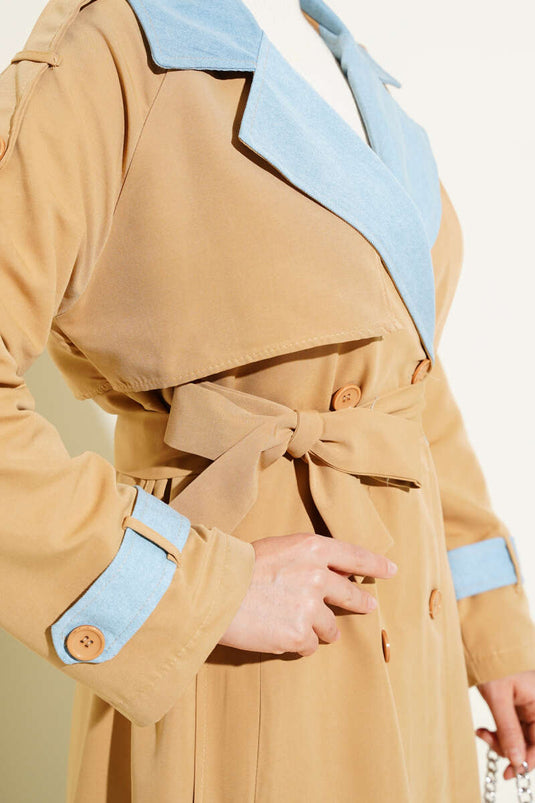 Trench-coat à épaulettes garni de denim Latte