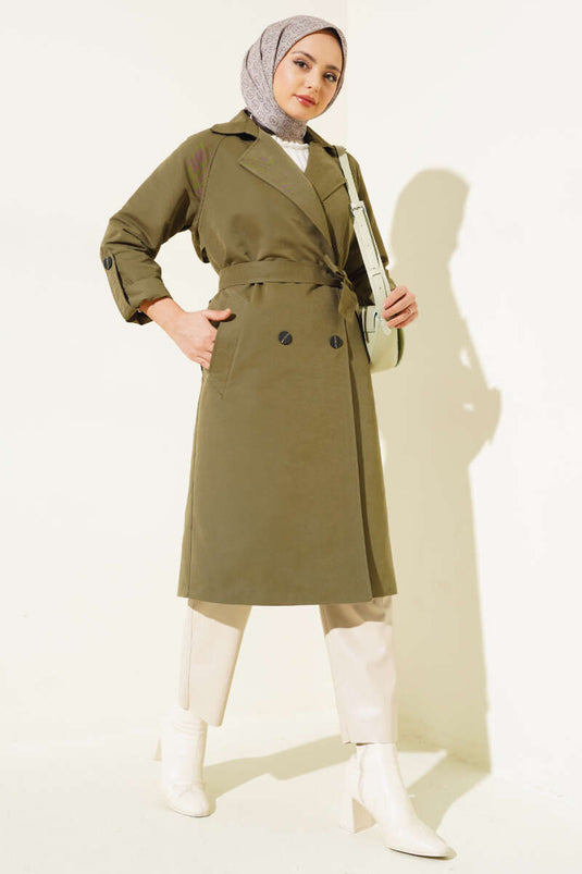 Zweireihiger Trenchcoat mit Kragen und Tasche in Khaki