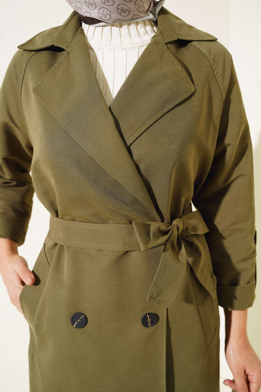 Zweireihiger Trenchcoat mit Kragen und Tasche in Khaki