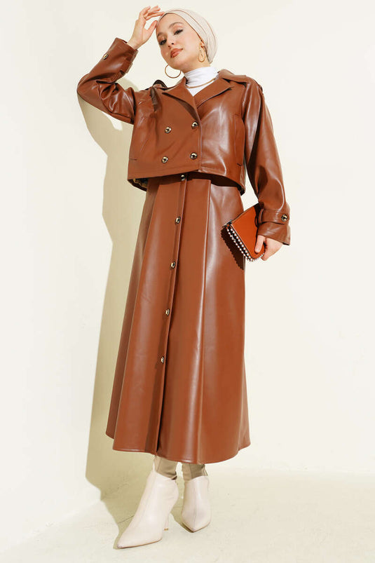 بدلة جلدية مزدوجة الصدر من قطعتين باللون البني