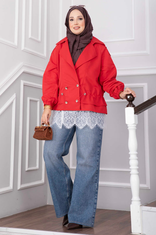 Roter Kurz-Trenchcoat Mit Wickelkragen Und Knöpfen