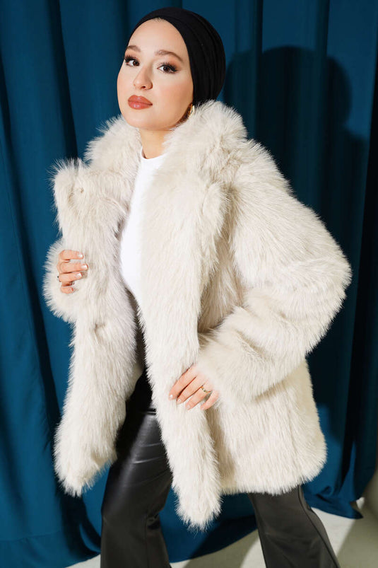 معطف فرو مزدوج الصدر بأزرار من الحجر