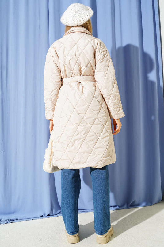 معطف مبطن مزدوج الصدر بحزام بلون حجري.