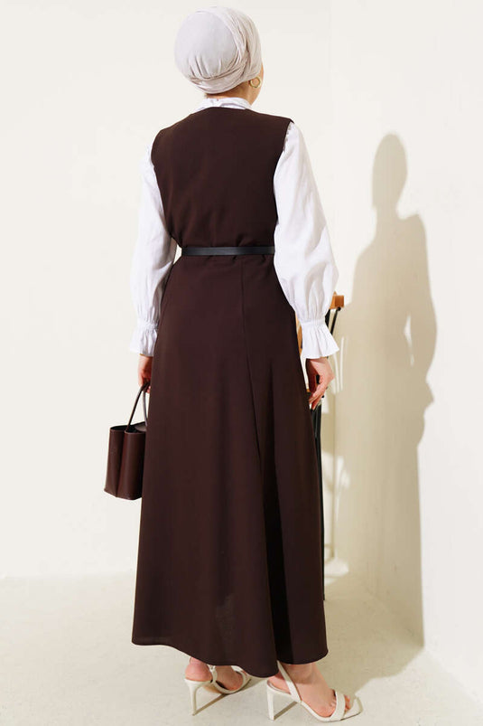 Robe gilet marron à double boutonnage et ceinture
