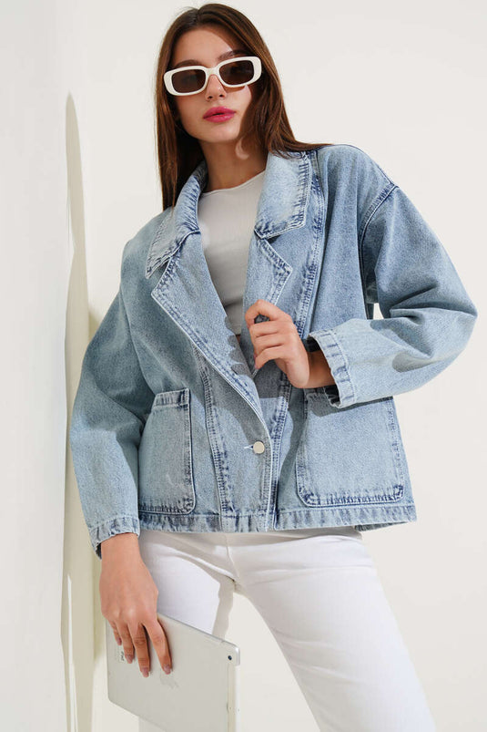 Giacca di jeans corta con scollo a incrocio colore Açık Kar