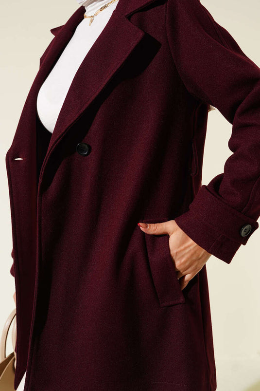 ياقة مزدوجة الصدر، تفاصيل حزام، معطف قصير من الكشمير، لون عنابي.