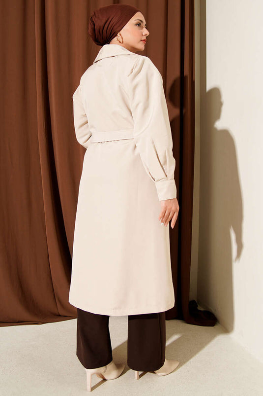 Trench-coat croisé avec ceinture, beige.