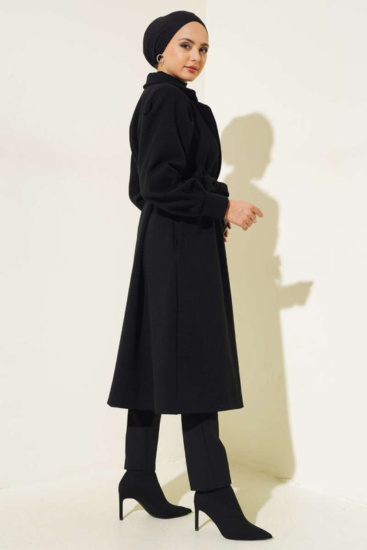 معطف كشمير أسود مبطن بحزام مزدوج الصدر