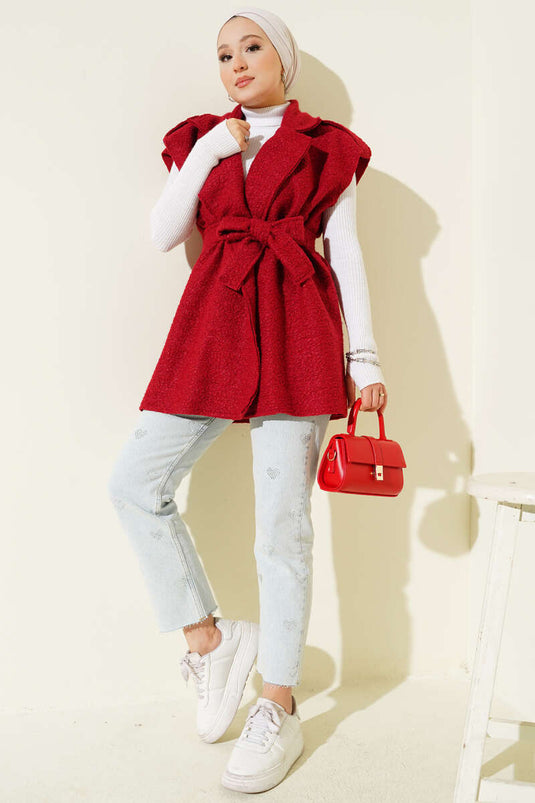 سترة حمراء مزدوجة الصدر بحزام